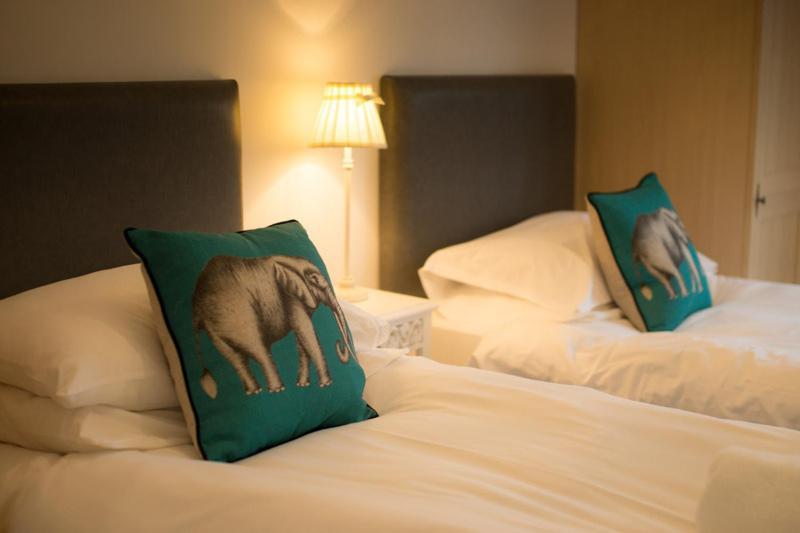 Haddon Cottage - Darwin Lake Holiday Village Матлок Екстер'єр фото